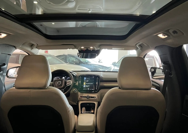 Volvo XC 40 cena 119900 przebieg: 141500, rok produkcji 2018 z Szczytna małe 121